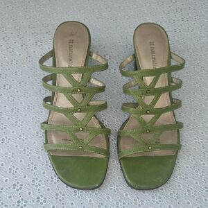 Naturalizer Olive Green Sandals